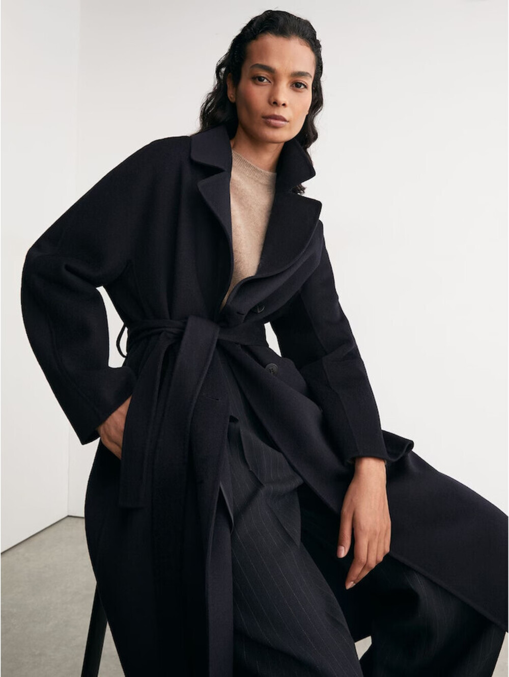 NEW, REISS Maeve Belted Double Breasted Wool Blend Coat in Navy Sz 6 #W209 - Picture 8 of 14